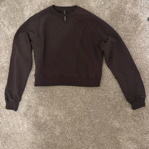 SKIMS Cozy Fleece Crewneck – XS | Dark Brown
